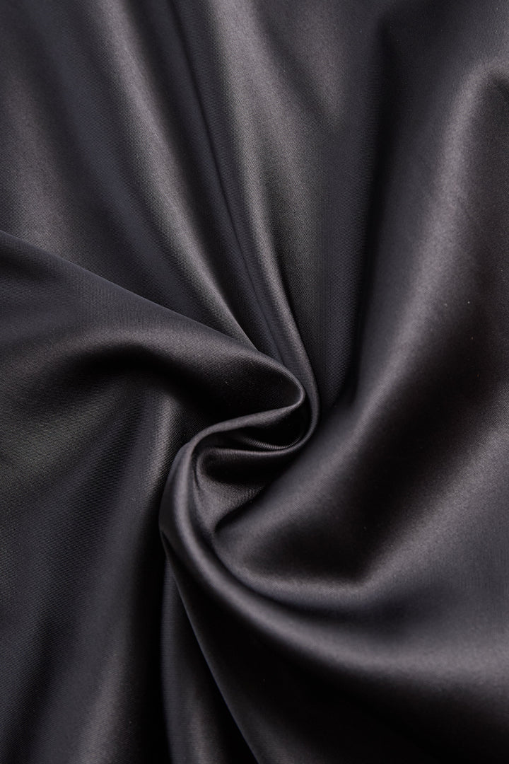 Hannah | One-Shoulder Black Gown