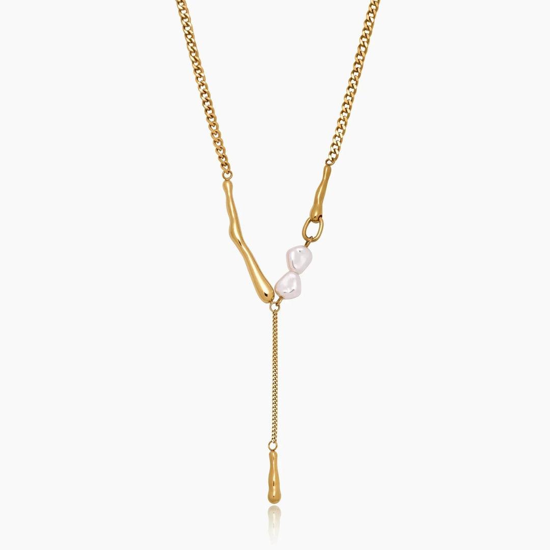 Elara Pearl Bar Necklace
